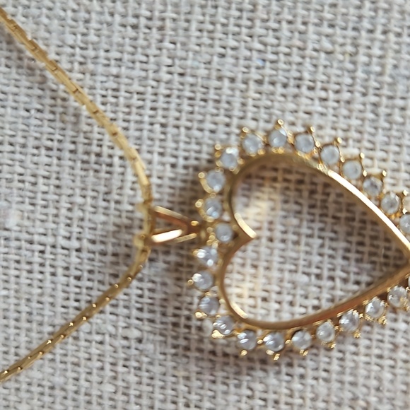 Vintage Rhinestone Heart Necklace - Picture 3 of 5